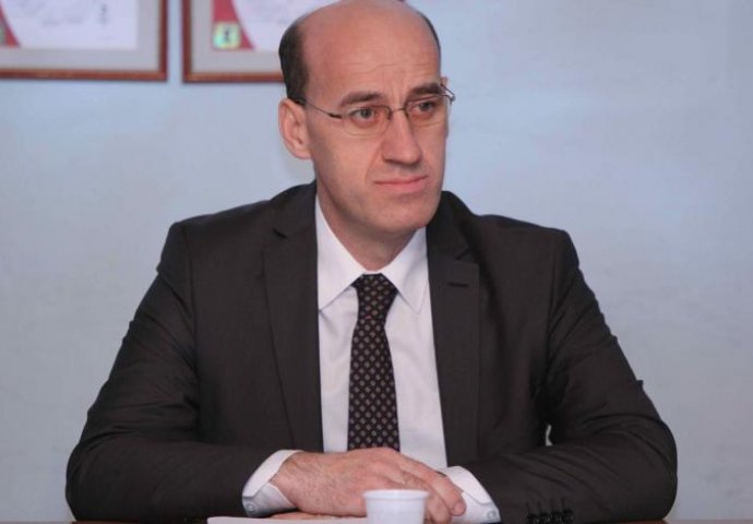 Salkić: Probosanske snage moraju spriječiti namjere Dodika i Čovića o Ustavnom sudu