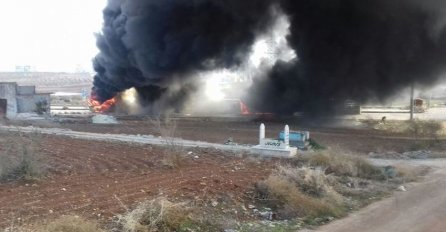 Haos u Siriji: Pobunjenici zapalili autobuse za evakuaciju civila