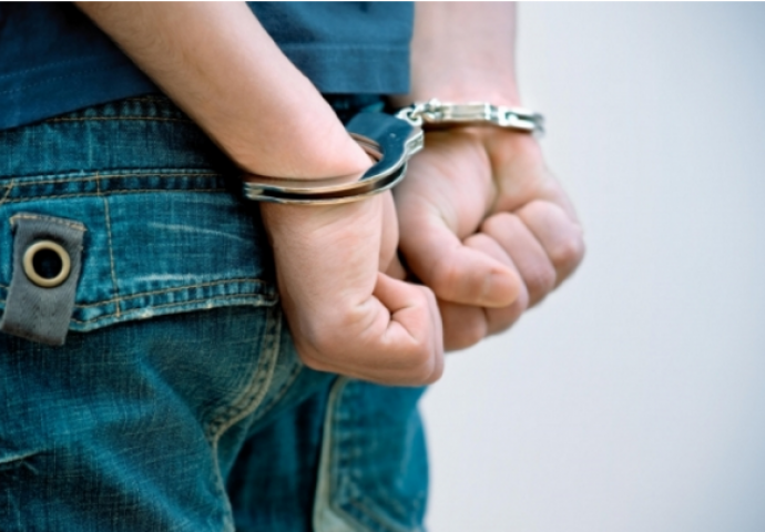Dvadesetogodišnjak uhapšen jer je tuka sopstvene roditelje