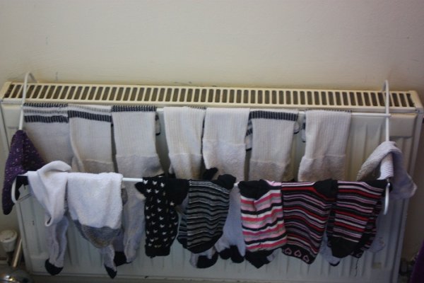 here-is-why-drying-laundry-on-the-radiator-is-harmful-for-your-health