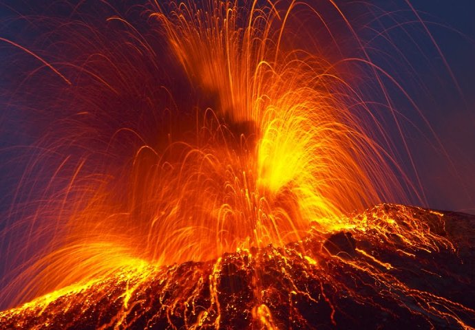 Naučnici predviđaju veliku katastrofu: Budi se jedan od najopasnijih vulkana u Evropi! (VIDEO)