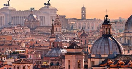 Gradonačelnica Raggi zabranila novogodišnji vatromet u Rimu