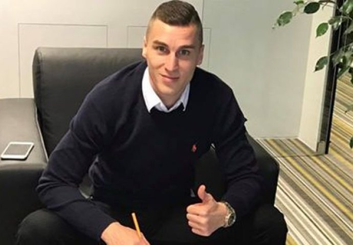 Zvanično: Ognjen Vranješ potpisao za AEK