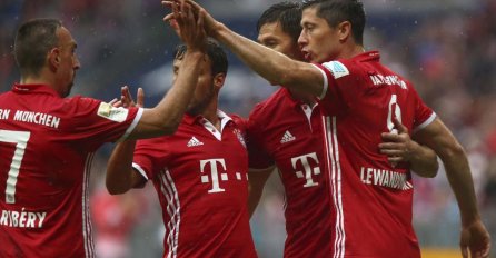 Bayern po ustaljenom običaju nastavio slabiti rivale, dogovoren dolazak sjajnog defanzivca