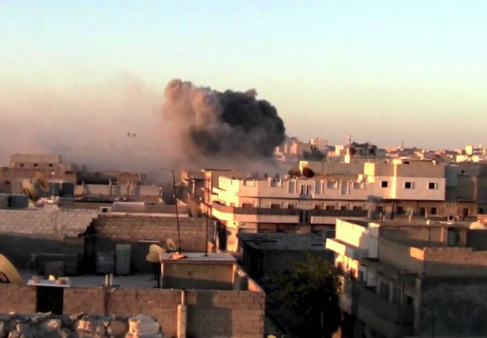 U napadu na istoku Sirije najmanje 30 mrtvih