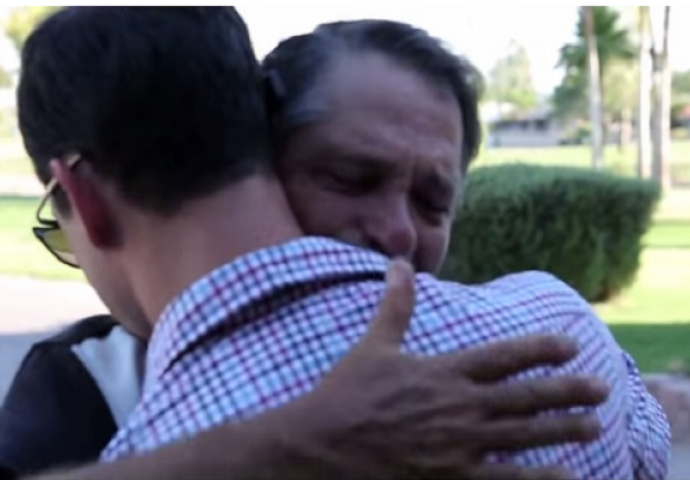 Sin je poklonio ocu ono što je želio cijeli život, njegova reakcija će vam rastopiti srce (VIDEO)