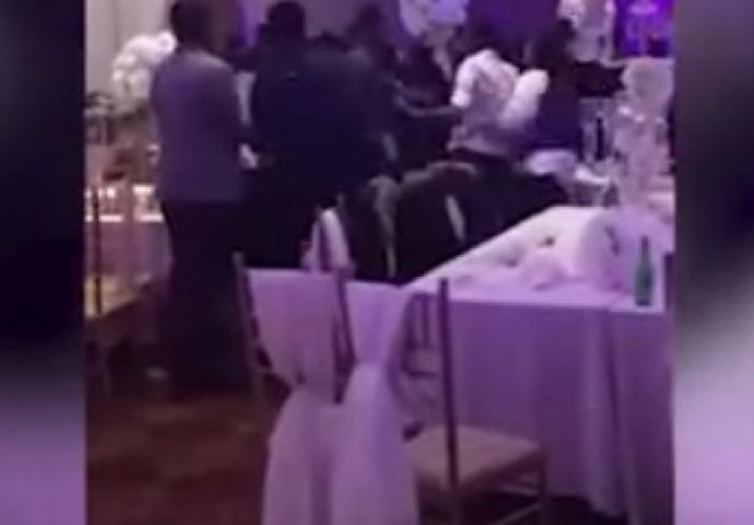 Bila je to idilična svadba dok se nije pojavio bivši dečko i napravio haos! (VIDEO)