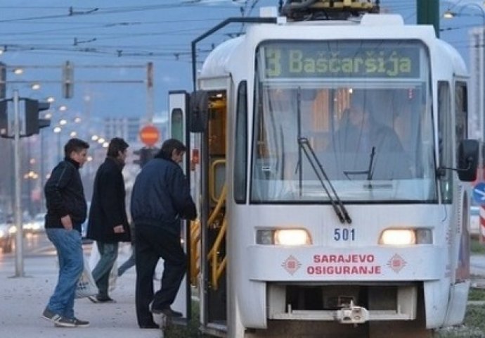 Sarajevo: Besplatna vožnja tramvajima i trolejbusima dok traje uzbuna