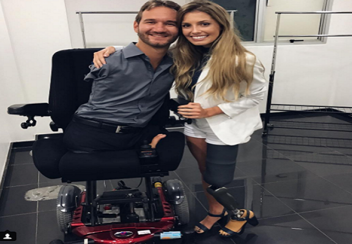 Objavila je fotografiju u bikiniju i pokazala kako je sudbina ne može slomiti, a uz to je postala i inspiracija mnogima (FOTO)