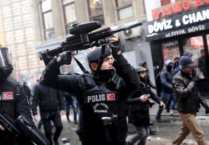 Turska vlada privela 1,682 lica zbog povezanosti sa militantima