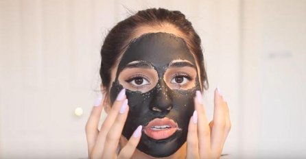 Samo dva sastojka: Evo kako se pravi crna maska koja je zaludjela žene širom svijeta (VIDEO)