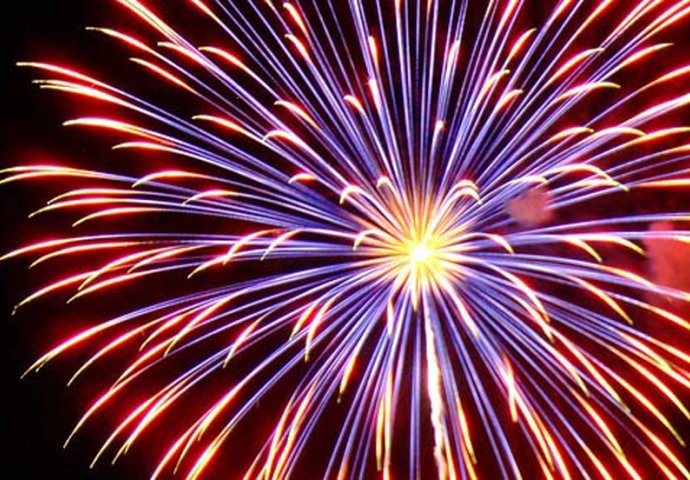 Nakon sedam godina: Hiljade Zeničana proslavilo Novu godinu na gradskom trgu