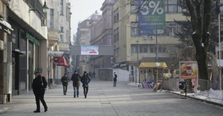 Puste ulice Sarajeva prvog jutra u 2017. godini  [ FOTO ]