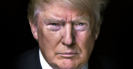 Trumpovo rješenje za sigurnost na internetu: Slati poruke putem kurira