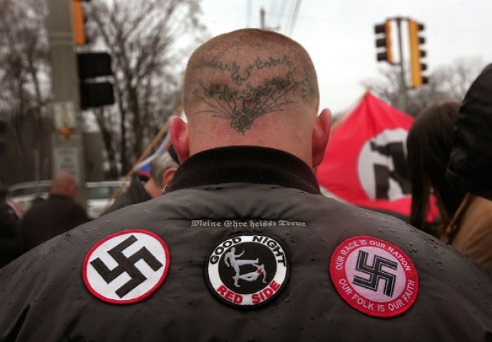 Američki neonacisti organiziraju oružani marš protiv Jevreja