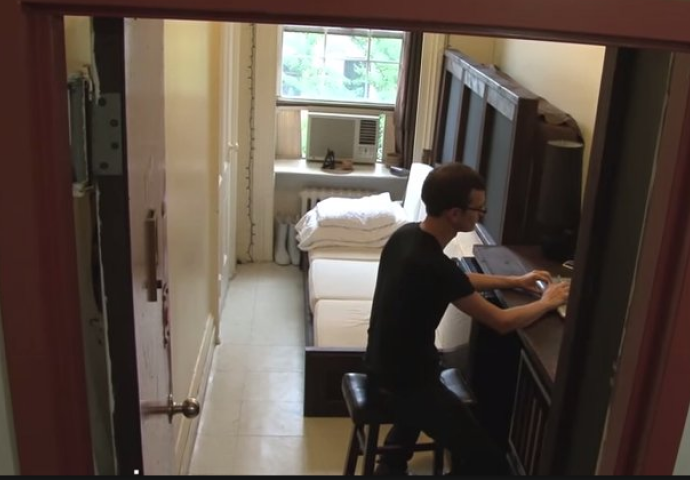Živi u najmanjem stanu na svijetu, ali čekajte da vidite koliko je unutrašnjost funkcionalna (VIDEO)