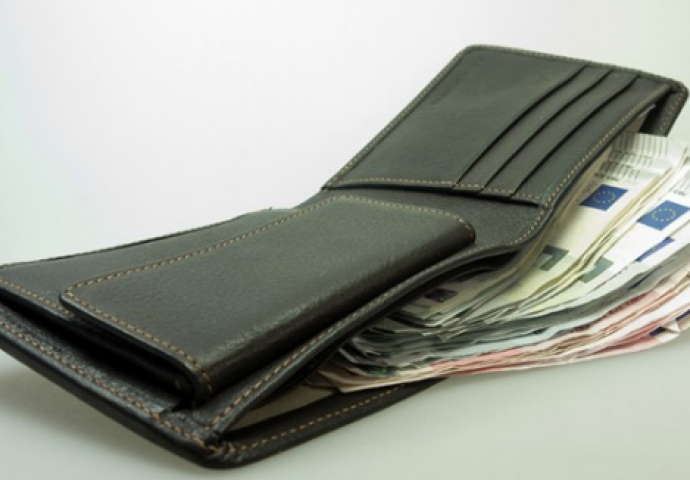 Evo kako da vam novčanik u 2017. godini  bude uvijek pun para (FOTO)
