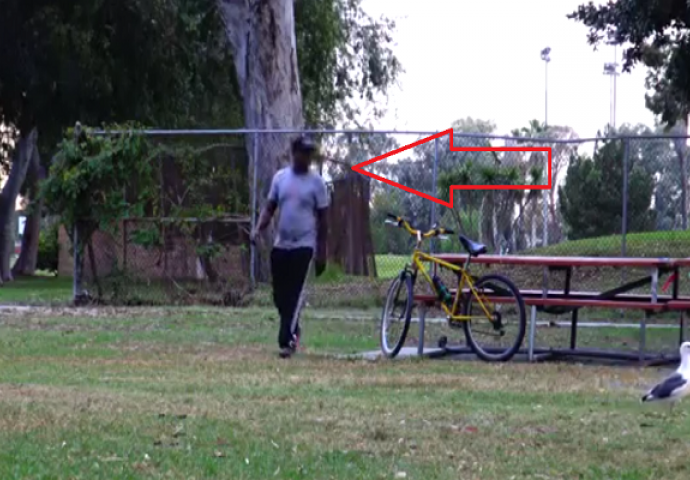 U parku su ostavili bicikl na dometu lopova, ali lopovi ovo nisu očekivali (VIDEO)