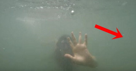 Dok je pod vodom snimao svoju kćerku, ovaj čovjek je opazio nešto uznemirujuće (VIDEO) 