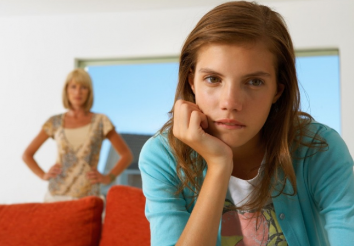 Odakle im ovako lude ideje? Neki roditelji su toliko kreativni u kažnjavanju djece da ćete se smijati cijeli dan kada pročitate (FOTO)