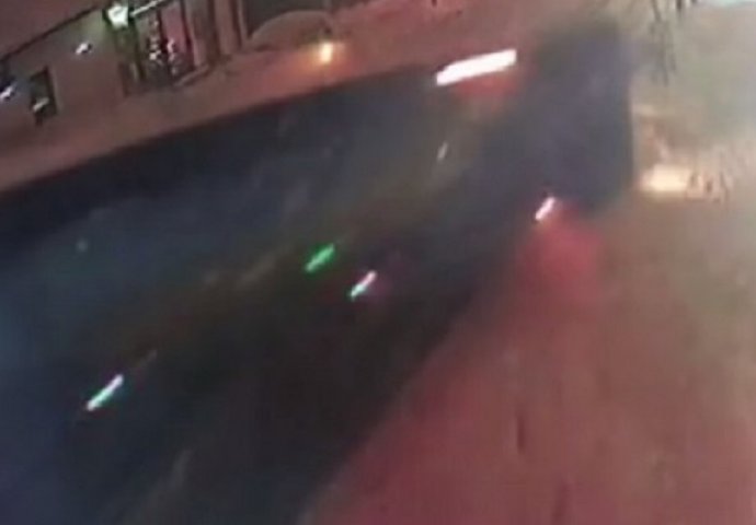 Ovako je autobus udario u Cecinu kuću: Izgubio je kontrolu i punom snagom udario (VIDEO)