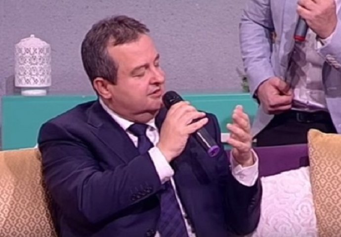 Bolje od Miljacke? Ivica Dačić zapjevao "Pukni zoro" kod Sanje Marinković, cijeli studio mu je aplaudirao (VIDEO)
