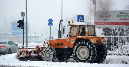 Ekipe Zimske službe u Kantonu Sarajevu spremne za nove snježne padavine