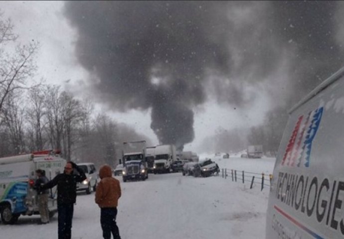 Evo zbog čega uvijek trebate biti oprezni tokom vožnje po snijegu, ovo se može dogoditi i vama (VIDEO)