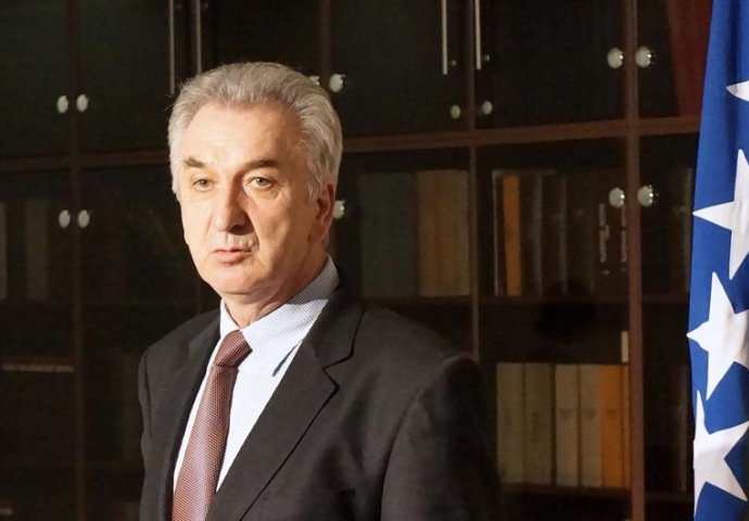 Šarović: SDS i ja ne podržavamo uvođenje sankcija bilo kome u BiH