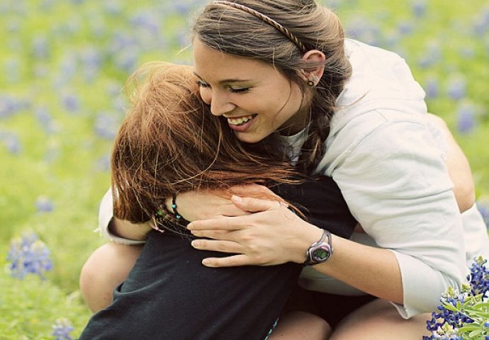 ''Imam mlađu sestru i mnogo voli da zna šta se dešava u mom životu''