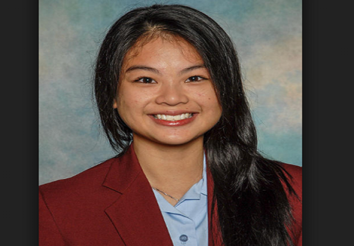 Uložila je milione samo da izgleda kao živa silikonska lutka! Da li joj se isplatilo? (FOTO)