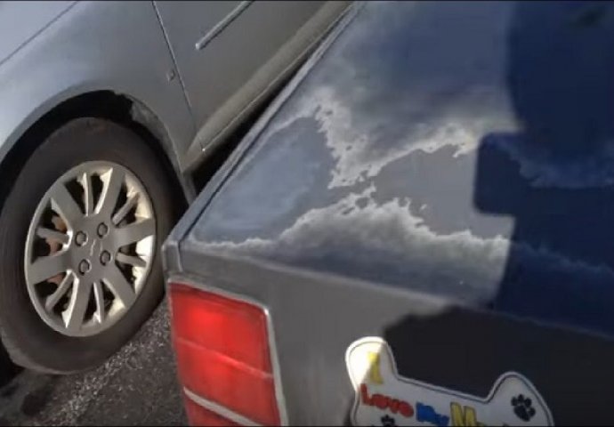 Nakon ovog jednostavnog trika, nikada više nećete zaboraviti gdje ste parkirali svoje auto (VIDEO)