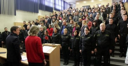 FBiH bogatija za još 60 policajaca