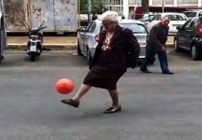Bakica pokazala kontrolu nad loptom na kojoj bi joj mnogi pozavidjeli (VIDEO)