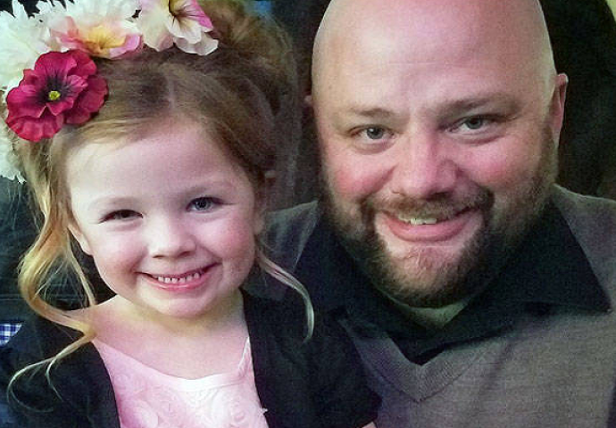 "Nikada ne ostavljajte djecu sa tatom": Ovi očevi sami odgajaju svoju djecu, i ne slažu se s tom tezom (FOTO)