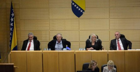 Pala penziona reforma: Slijedi blokada kredita od MMF-a, ima li uopće vladajuće koalicije u FBiH?