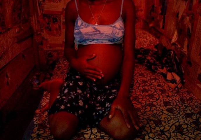ANĐELI SMRTI: U ovim bordelima na desetine hiljada prostitutki ima sidu, miris bolesti se osjeća u vazduhu (FOTO)