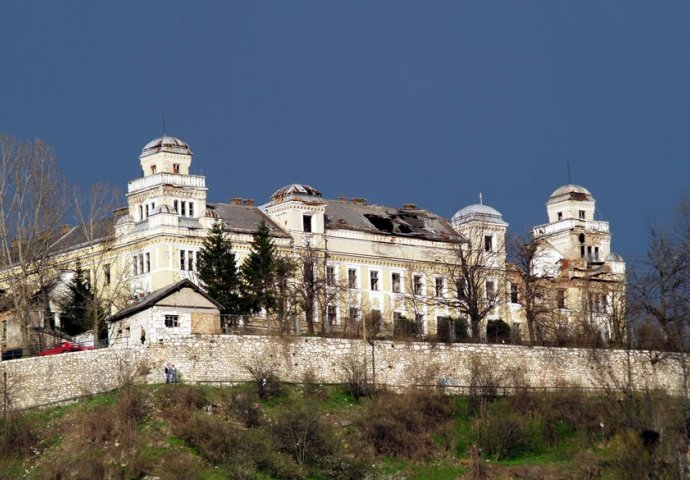 Očekuje se milionska investicija u najatraktvniji objekt u Sarajevu: Vlada FBiH upisuje Kasarnu Jajce u svoje vlasništvo
