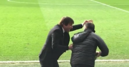 Potpuno izgubio živce: Conte fizički napao pomoćnika! (VIDEO)