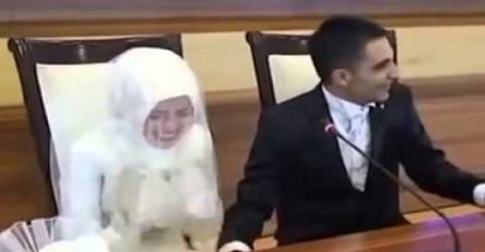 Pogledajte kako se ovom mladiću žuri da uđe u brak (VIDEO)