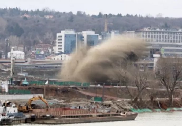  Neobjavljeni snimak eksplozije bombe u Beogradu napravljen iz vazduha (VIDEO)