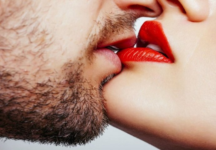 3 moćne riječi koje loš seks pretvaraju u izvedbu za pamćenje