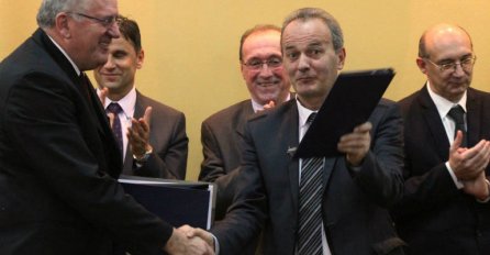 Ugovor o radničkim pravima u FBiH ništavan: Vlada FBiH saznala da čelnik sindikata Ismet Bajramović nije bio ovlašten da ga potpiše!?