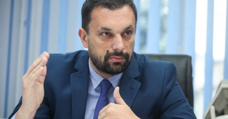 Zdravstvenih kartica neće biti do maja: Zašto premijer Konaković toleriše rasipanje novca iz ZZO KS!?