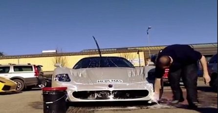 Ovo je najbolji perač automobila na svijetu: Po automobilu uzima 5000 funti (VIDEO)