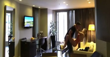 Zatekao je brata sa svojom djevojkom u ovoj pozi pa ga zamalo bacio sa balkona (VIDEO)