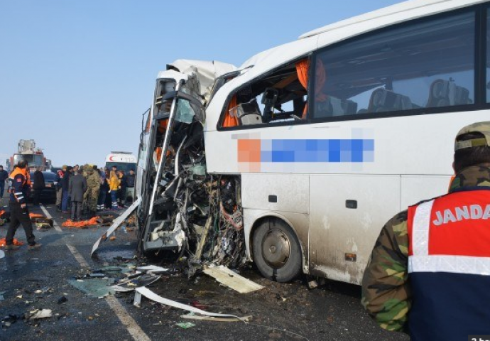 Stravična nesreća u Turskoj: Sudarila se dva autobusa, ima poginulih (VIDEO)