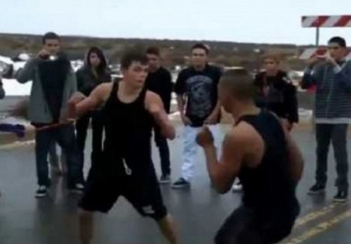 Kakva greška: Potukao se sa momkom koji trenira MMA (VIDEO)