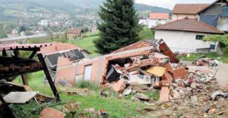 ISTRAŽUJEMO Crni bilas pomjeranja tla u BiH: Hiljade klizišta ugrožavaju skoro pola miliona ljudi - pogledajte listu najgorih nesreća u BiH!