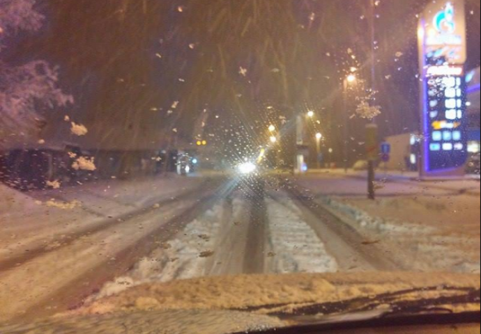 Zima ne odustaje: Snijeg opet okovao ove dijelove u BiH